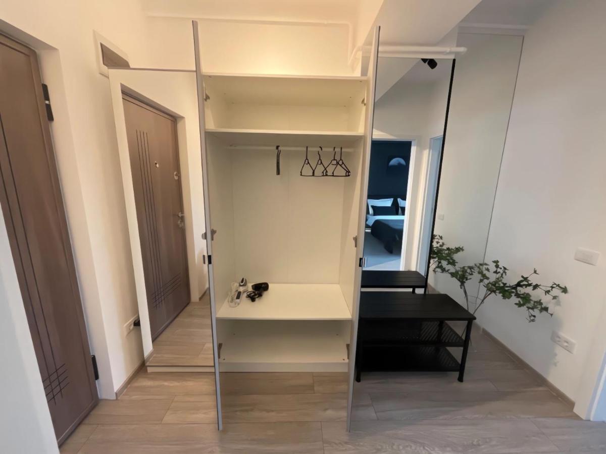 Palas Mall Apartment Q Residence Yaş Dış mekan fotoğraf