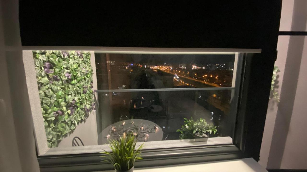 Palas Mall Apartment Q Residence Yaş Dış mekan fotoğraf